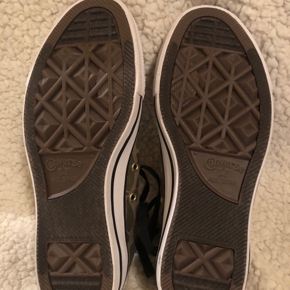 Converse - Picture 6 of 7